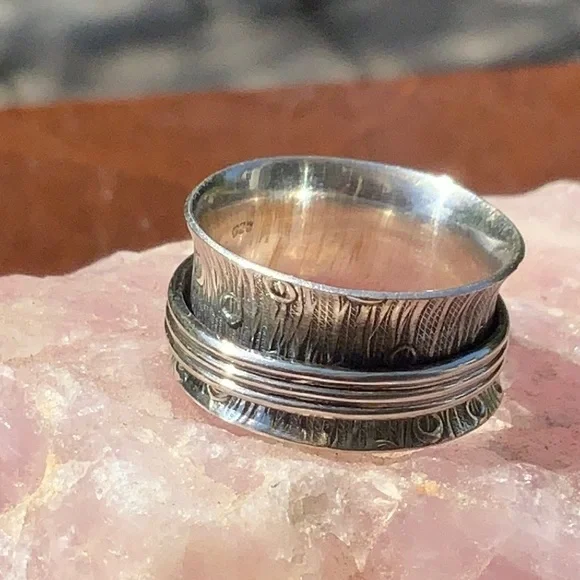 CORAL MEDITATION RING 925 STERLING SILVER RING, SIZE 6.5 - Picture 3 of 8